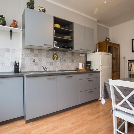 Apartamento Pietas Iulia Pula Exterior foto