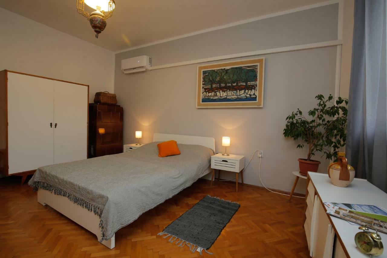 Apartamento Pietas Iulia Pula Exterior foto