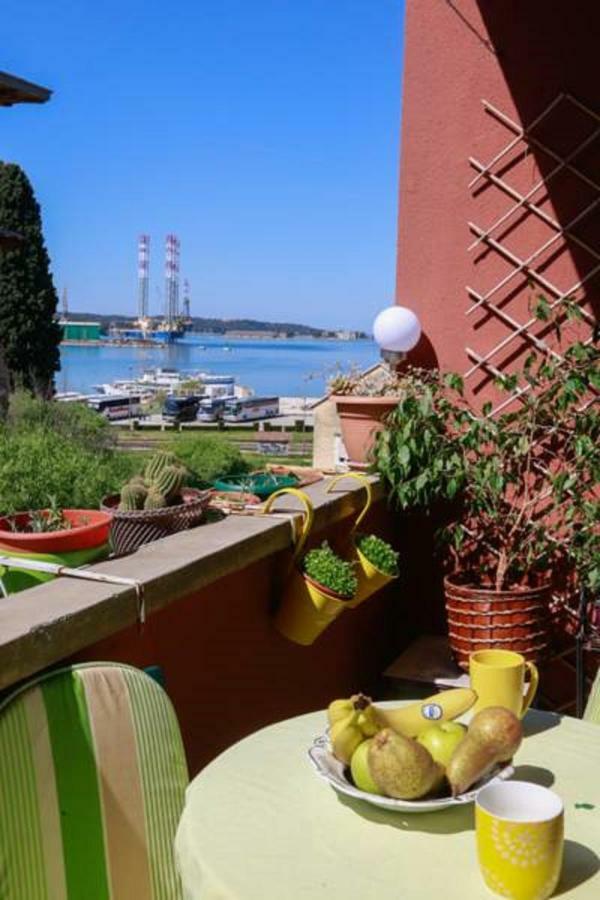 Apartamento Pietas Iulia Pula Exterior foto